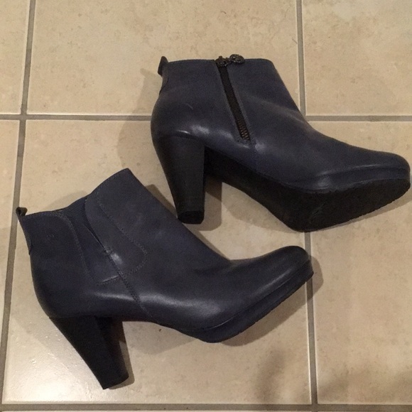 Gerry Weber heeled leather boots - Picture 2 of 2
